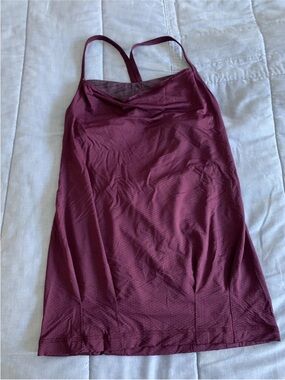 EUC AUTHENTIC LULULEMON 2-IN-1 RUNNING FIT ESS TRAINING TANK SIZE 4 or 6
